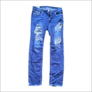 Ripped Jeans w/ Rhinestone Pockets